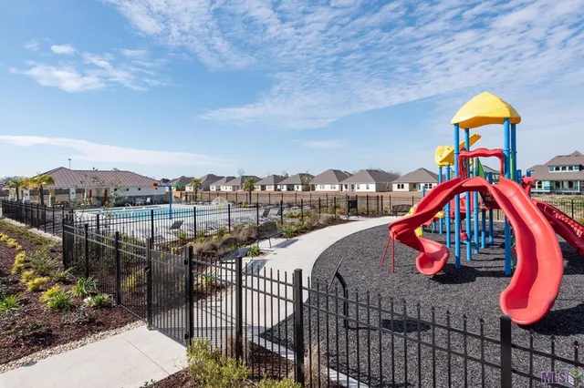 $2,250 | 4609 Grenache Drive, Baton Rouge, LA 70817