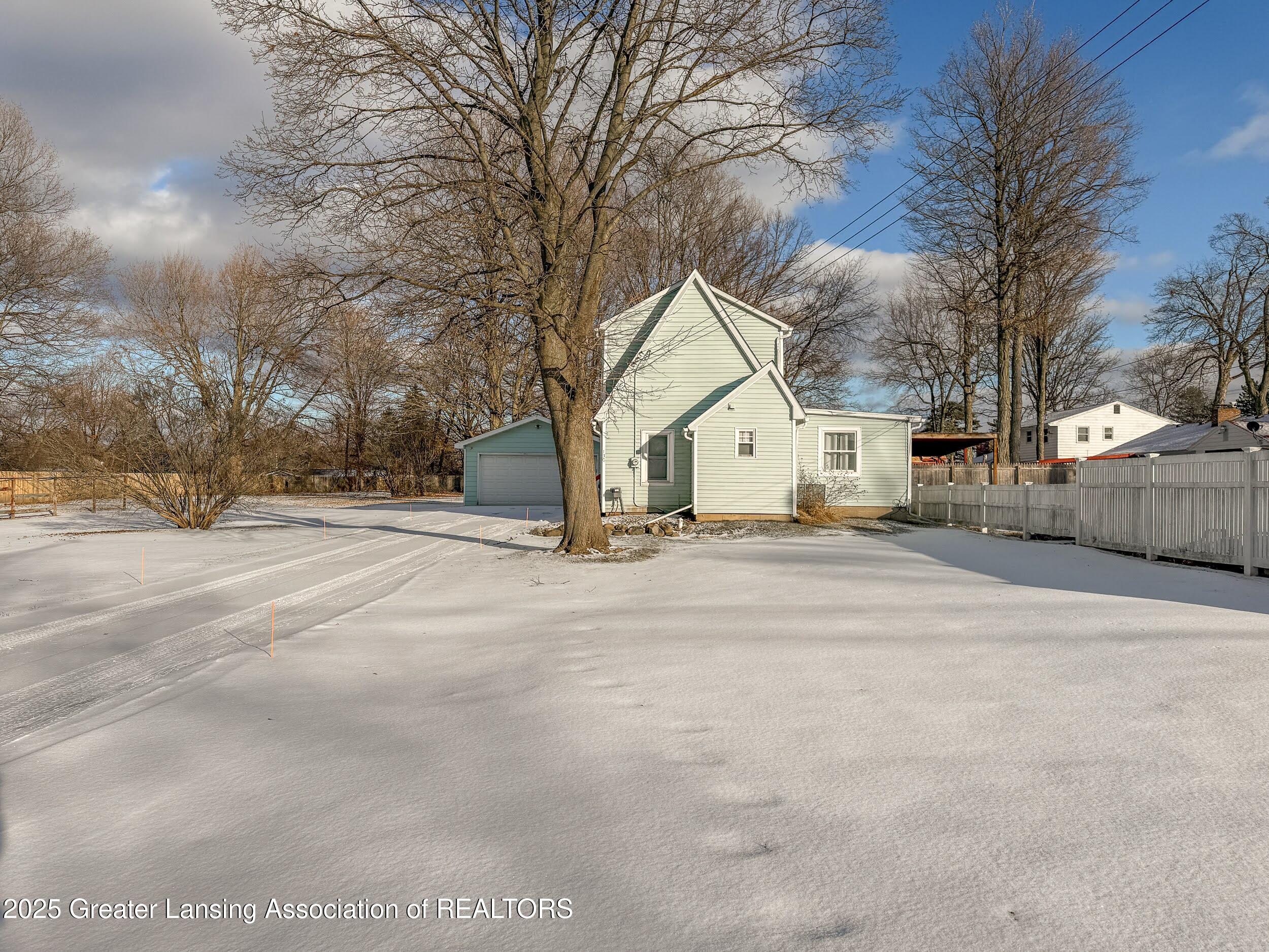 130 Renker Road Lansing, MI 48917 - Photo 2 of 43 130 Renker Rd MLS