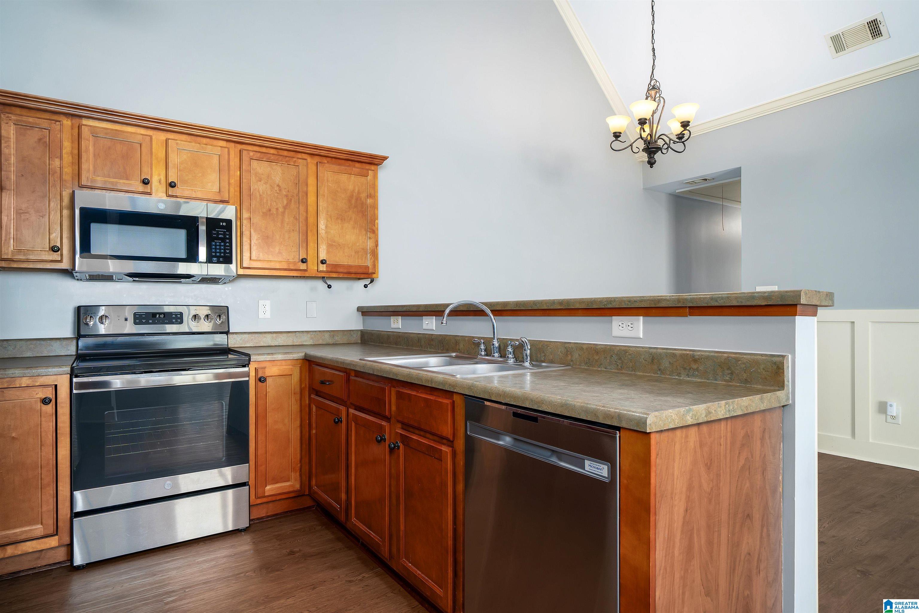 2047 Rossburg Place Calera, AL 35040 - Photo 12 of 26