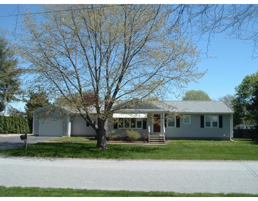 35 Ferncliffe Road Seekonk, MA 02771 - Photo 1 of 6 Gallery Image 1
