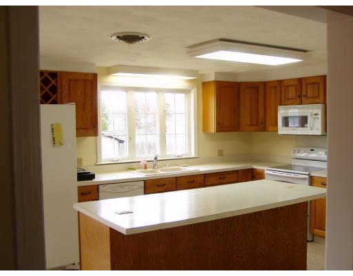 35 Ferncliffe Road Seekonk, MA 02771 - Photo 4 of 6 Gallery Image 4