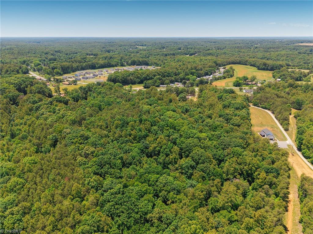 102 Hawks Road King, NC 27021 - Photo 21 of 22