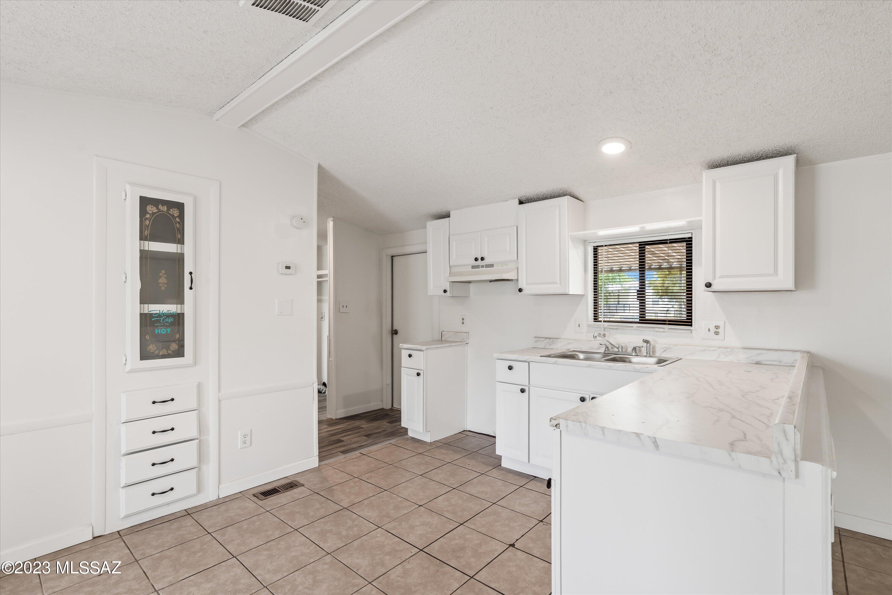 15770 North Oracle Road, Unit F3 Tucson, AZ 85739 - Photo 5 of 29