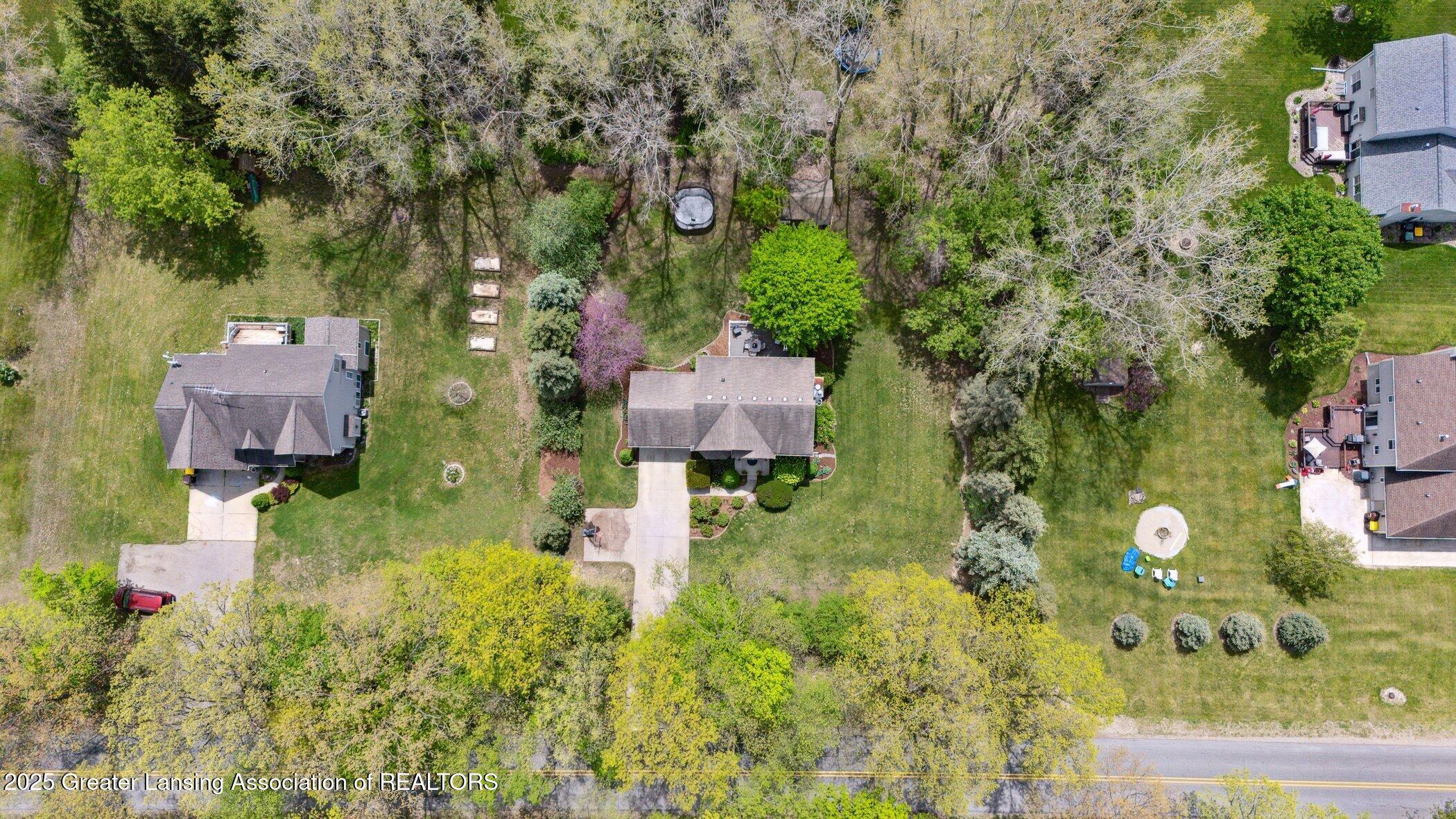 3883 Sandhill Road Lansing, MI 48911 - Photo 61 of 70 3883-Sandhill-Rd-Lansing-MI-48911-Window