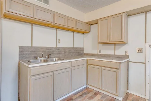 $119,000 | 1646 North Chautauqua Street, Wichita, KS 67214