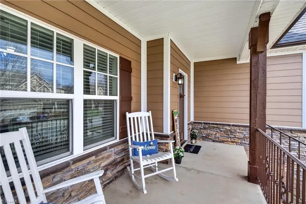 $469,900 | 3439 Grandview Crossing Lane, Pfafftown, NC 27040