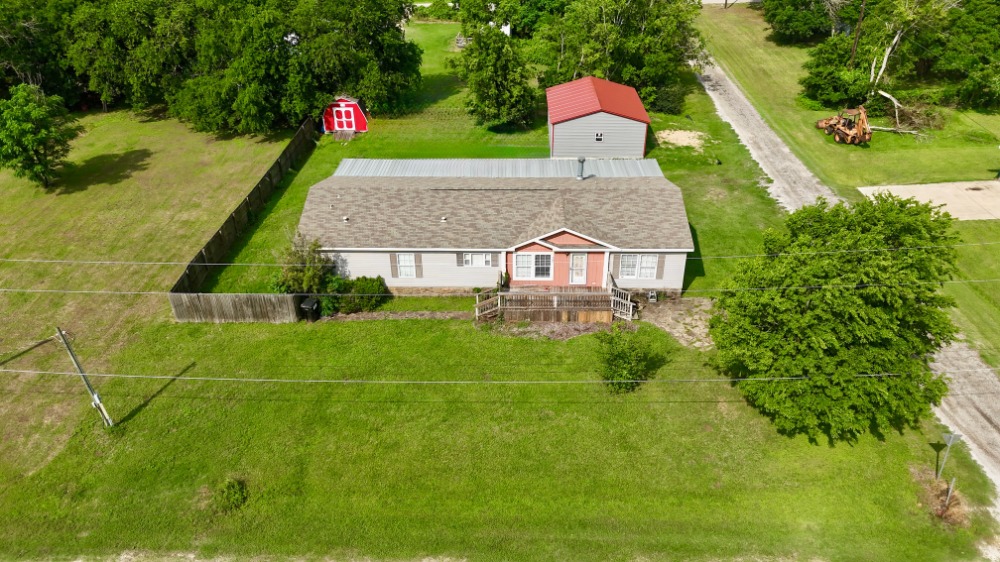845 Caldwell Street Lexington, TX 78947 - Photo 29 of 39 View from above of property