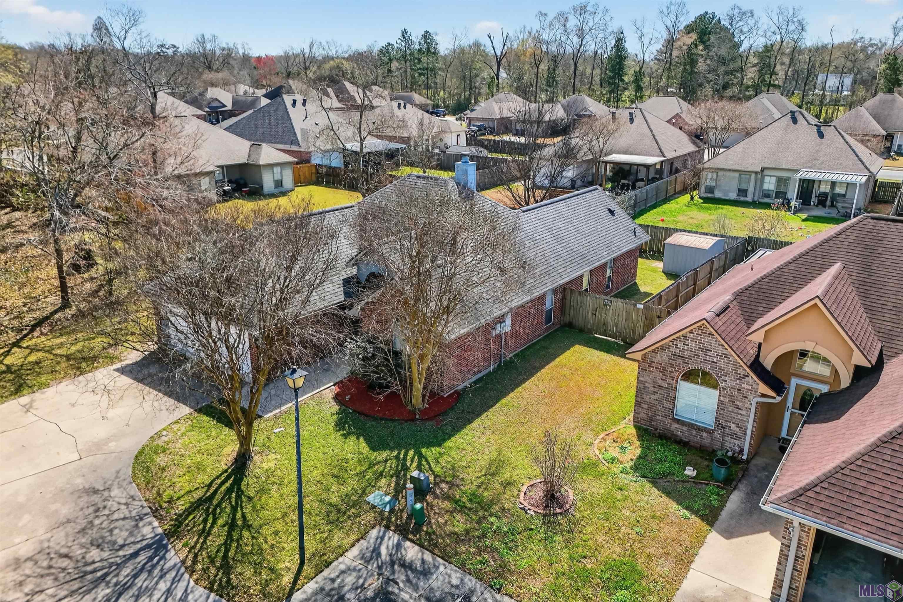 16366 Somersby Avenue Baton Rouge, LA 70817 - Photo 4 of 31