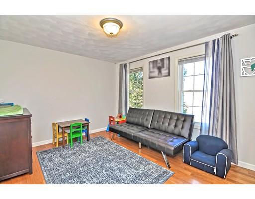 71 Cheyenne Road Worcester, MA 01606 - Photo 4 of 22 Gallery Image 4