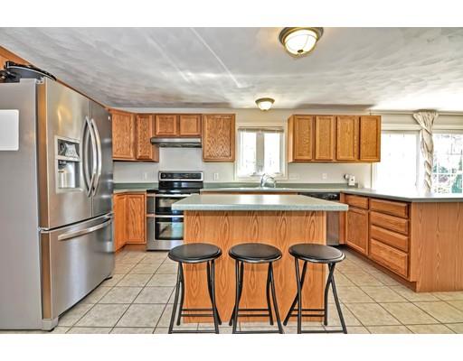 71 Cheyenne Road Worcester, MA 01606 - Photo 8 of 22 Gallery Image 8