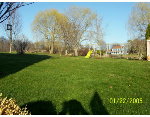 7 Bellingham Road Blackstone, MA 01504 - Photo 2 of 12 Gallery Image 2