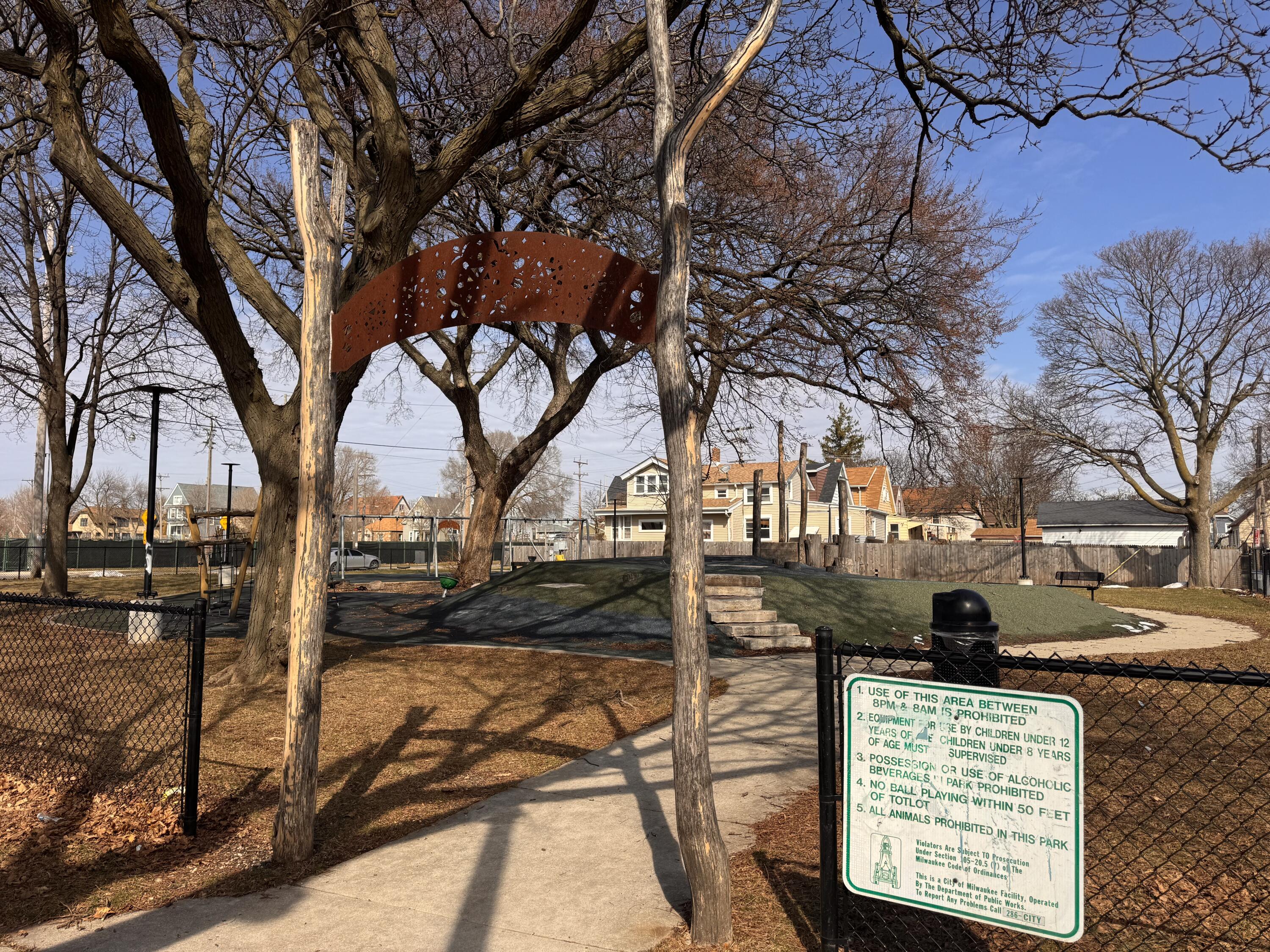 3716 West Branting Lane Milwaukee, WI 53215 - Photo 18 of 19 IMG_8826