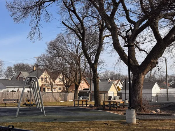 $324,900 | 3716 West Branting Lane, Milwaukee, WI 53215