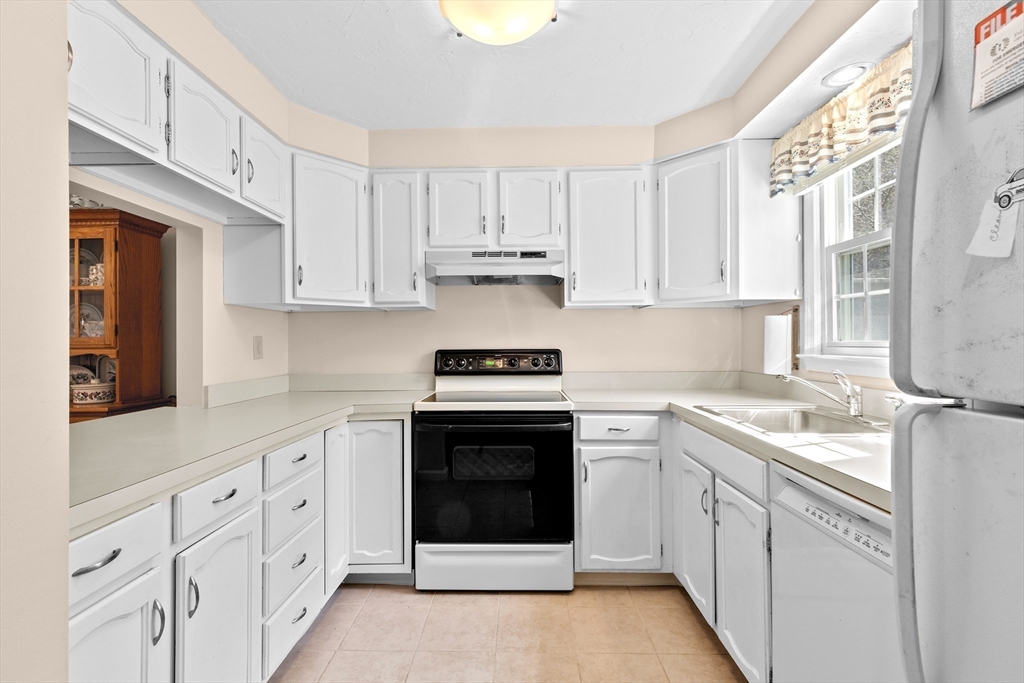 36 Atkins Road, Unit D2 Sandwich, MA 02537 - Photo 7 of 27