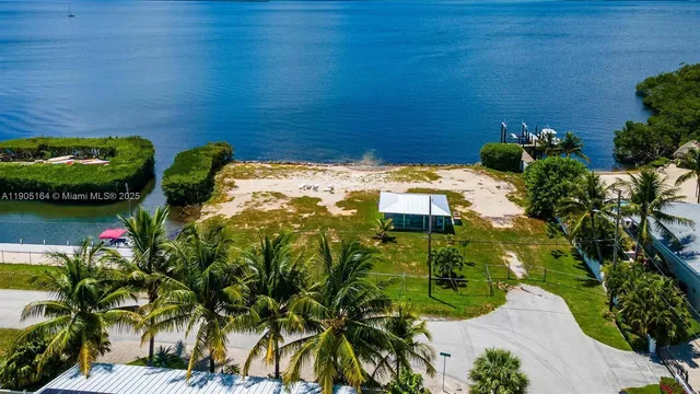 $649,900 | 59 Tarpon Avenue, Key Largo, FL 33037