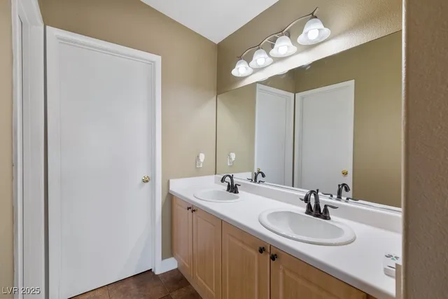 $289,000 | 9333 Leaping Deer Place, Unit 101, Las Vegas, NV 89178