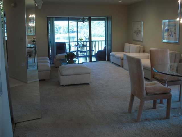 8425 Casa Del Lago, Unit 21J Boca Raton, FL 33433 - Photo 9 of 20 Additional Photo