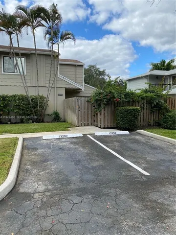 $2,999 | 13292 Northwest 5th Street, Plantation, FL 33325