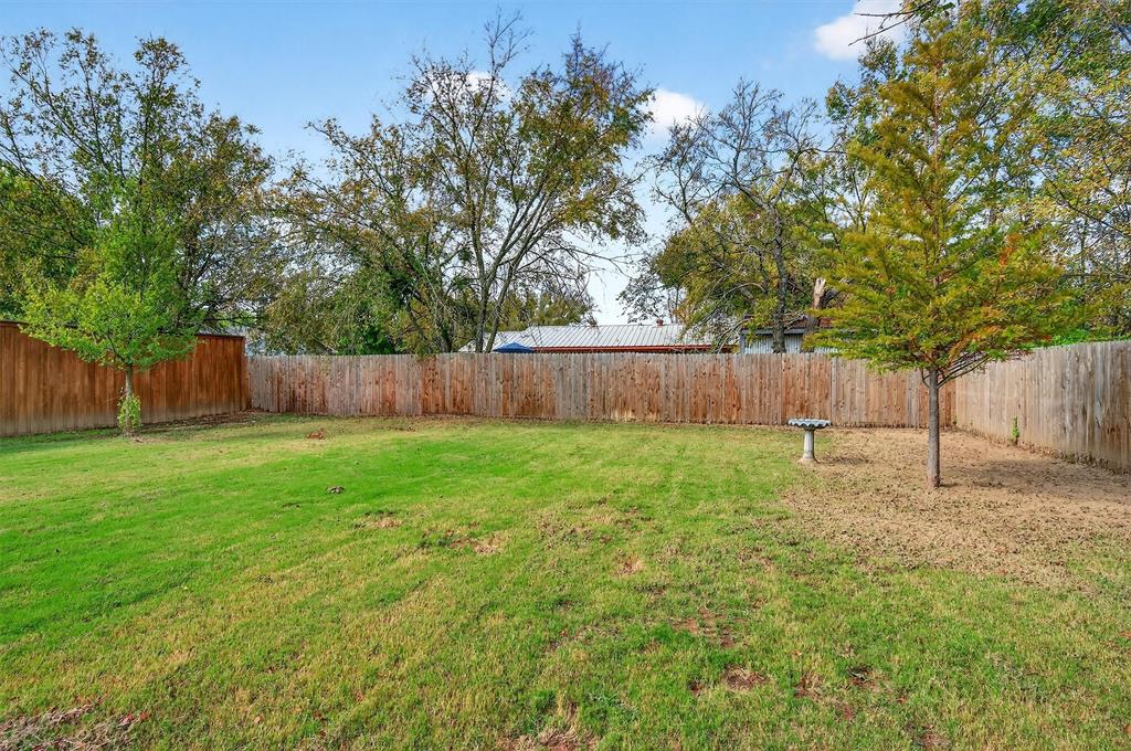 508 Goodjohn Street Collinsville, TX 76233 - Photo 32 of 40 View of fenced backyard