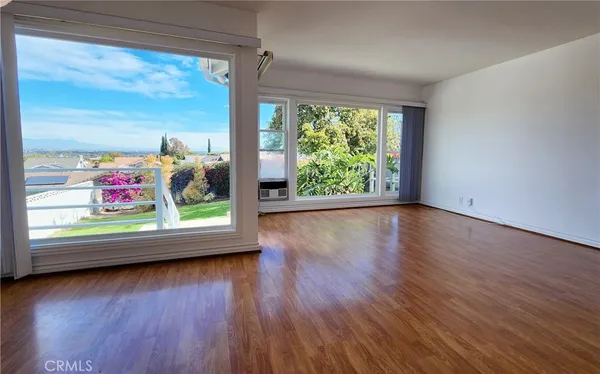 $4,175 | 25714 Crest Road, Torrance, CA 90505