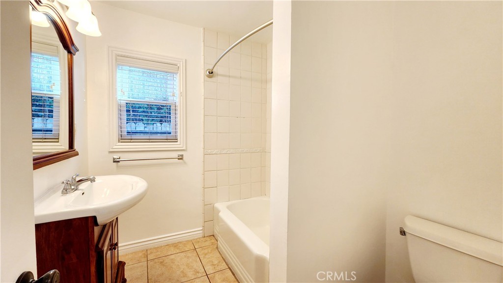 25714 Crest Road Torrance, CA 90505 - Photo 15 of 22