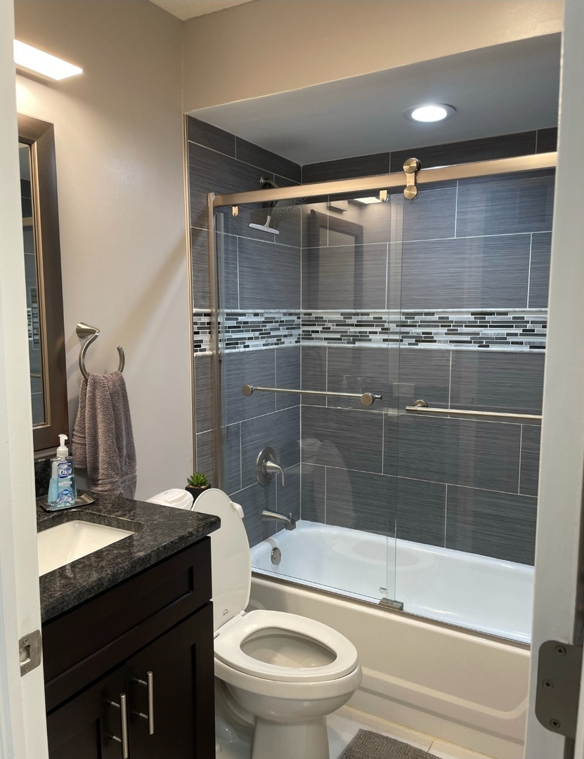 43 West Fern Court, Unit 125 Palatine, IL 60067 - Photo 14 of 15