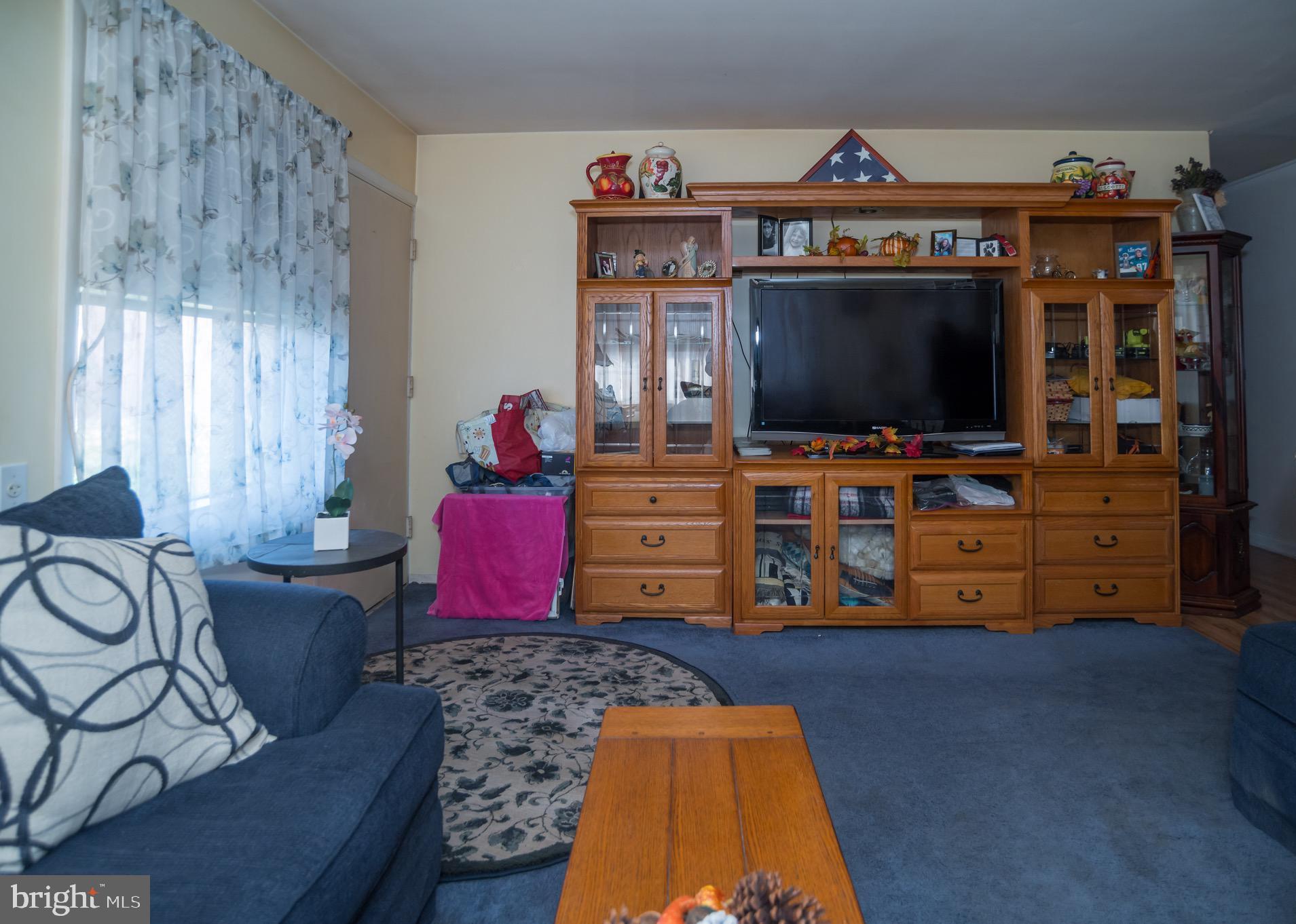 53 Vista Road Levittown, PA 19057 - Photo 12 of 25 Gallery Image 12