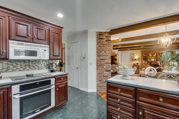 $489,900 | 6911 Franks Road, Chattanooga, TN 37421