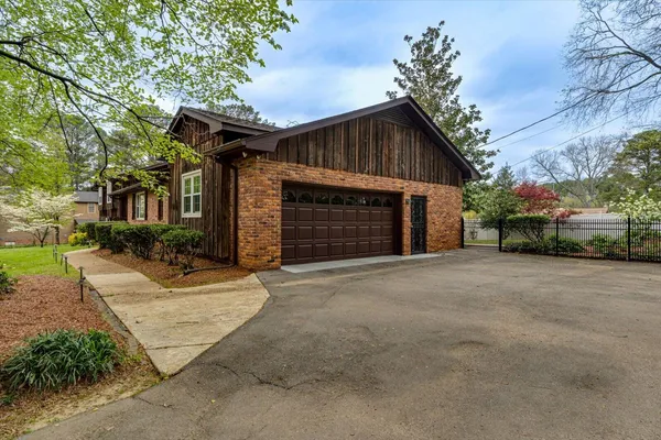 $489,900 | 6911 Franks Road, Chattanooga, TN 37421