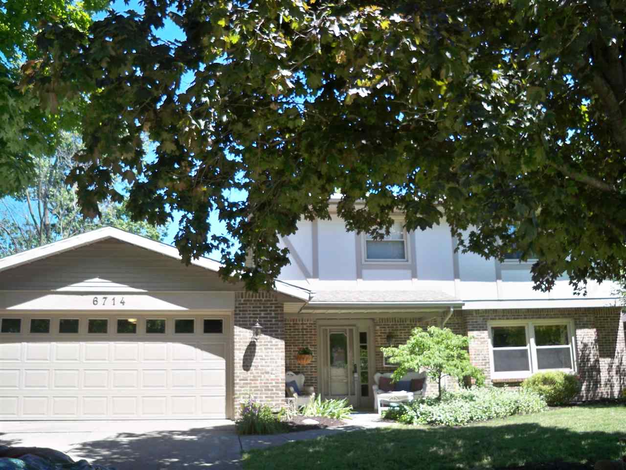 6714 Rockingham Drive Fort Wayne, IN 46835 - Photo 2 of 20 Gallery Image 2