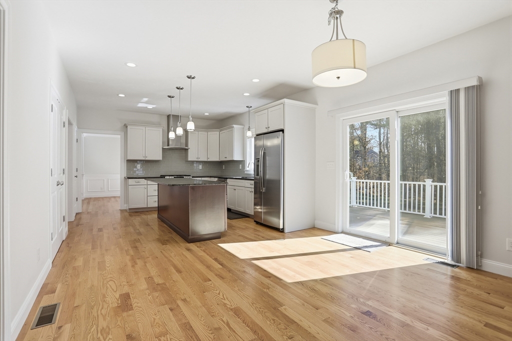 7 Spruce Street Littleton, MA 01460 - Photo 18 of 42