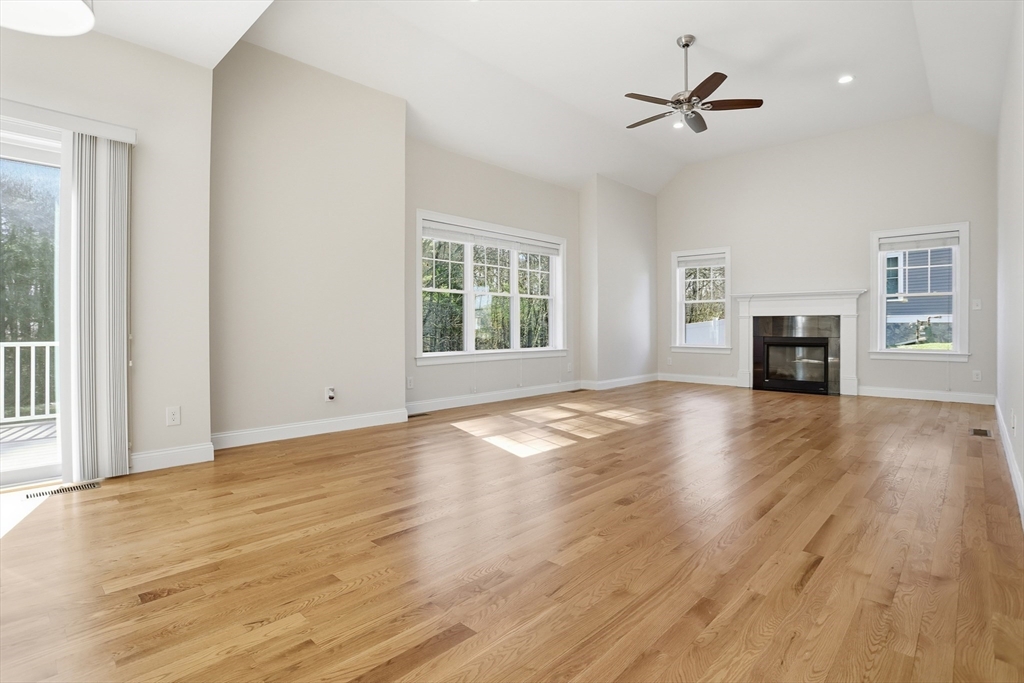 7 Spruce Street Littleton, MA 01460 - Photo 20 of 42