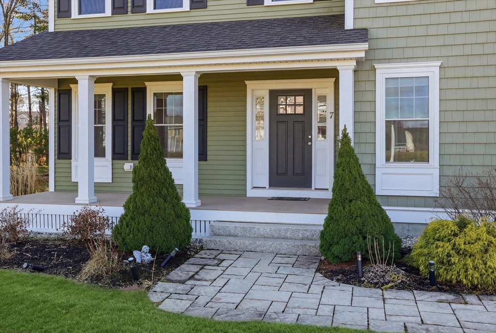 7 Spruce Street Littleton, MA 01460 - Photo 4 of 42