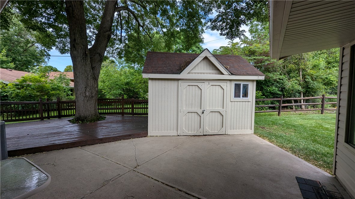 5686 Oak Valley Road Kettering, OH 45440 - Photo 8 of 41 Gallery Image 8