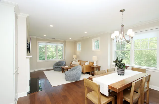 $734,900 | 788 Farmington Avenue, Unit 104, Farmington, CT 06032