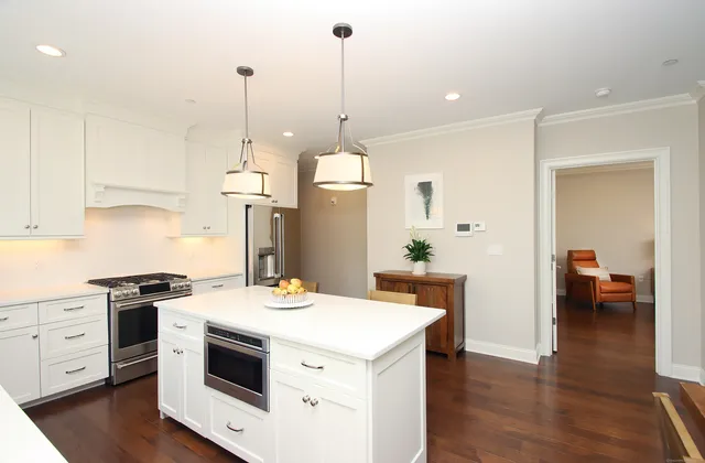 $734,900 | 788 Farmington Avenue, Unit 104, Farmington, CT 06032