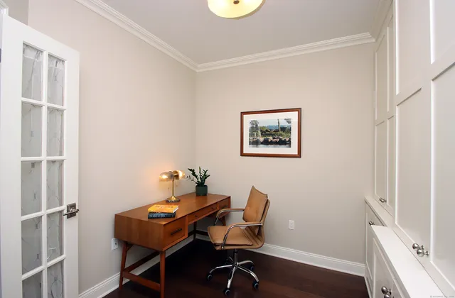 $734,900 | 788 Farmington Avenue, Unit 104, Farmington, CT 06032