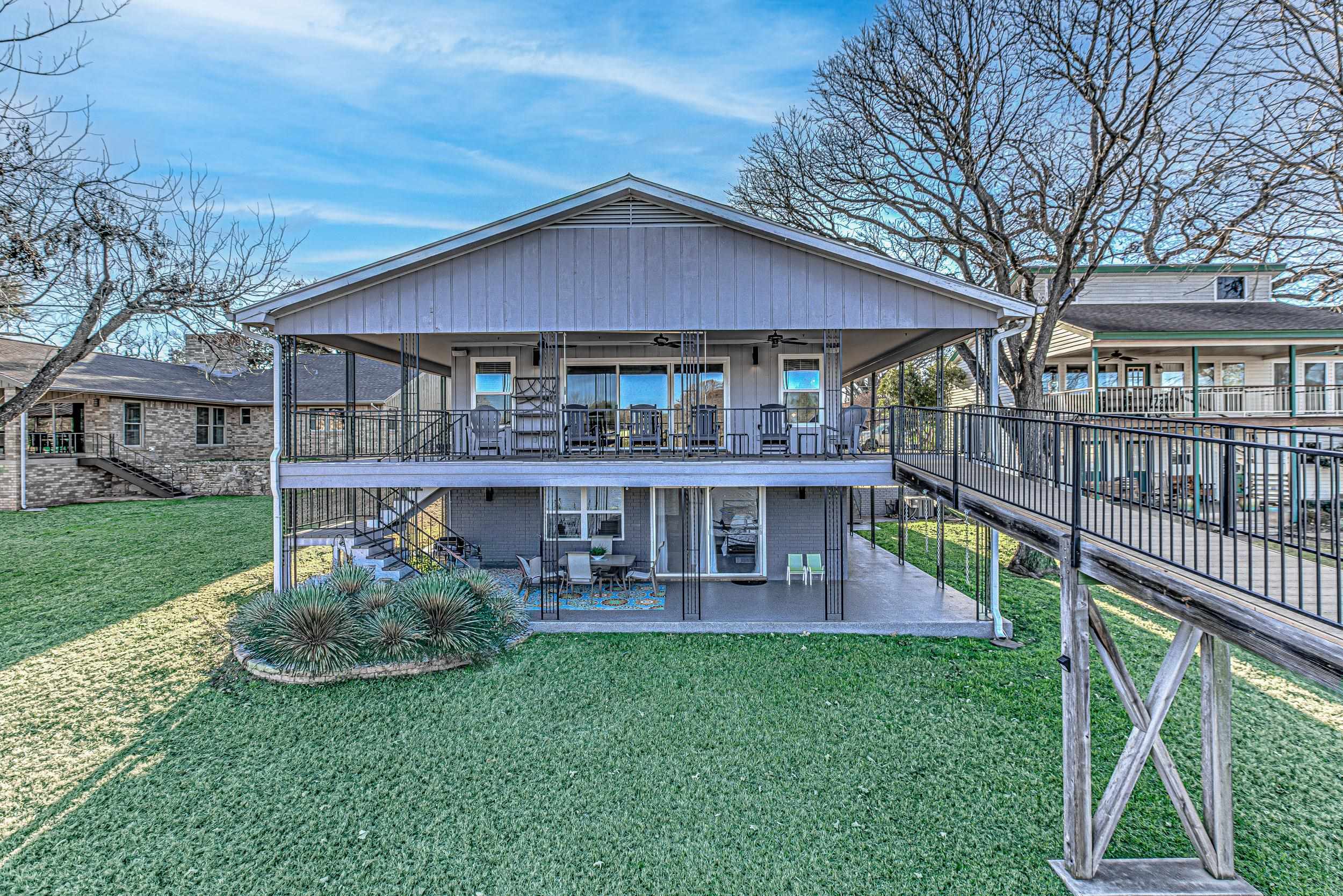 208 Riverside Drive Kingsland, TX 78639 - Photo 8 of 39