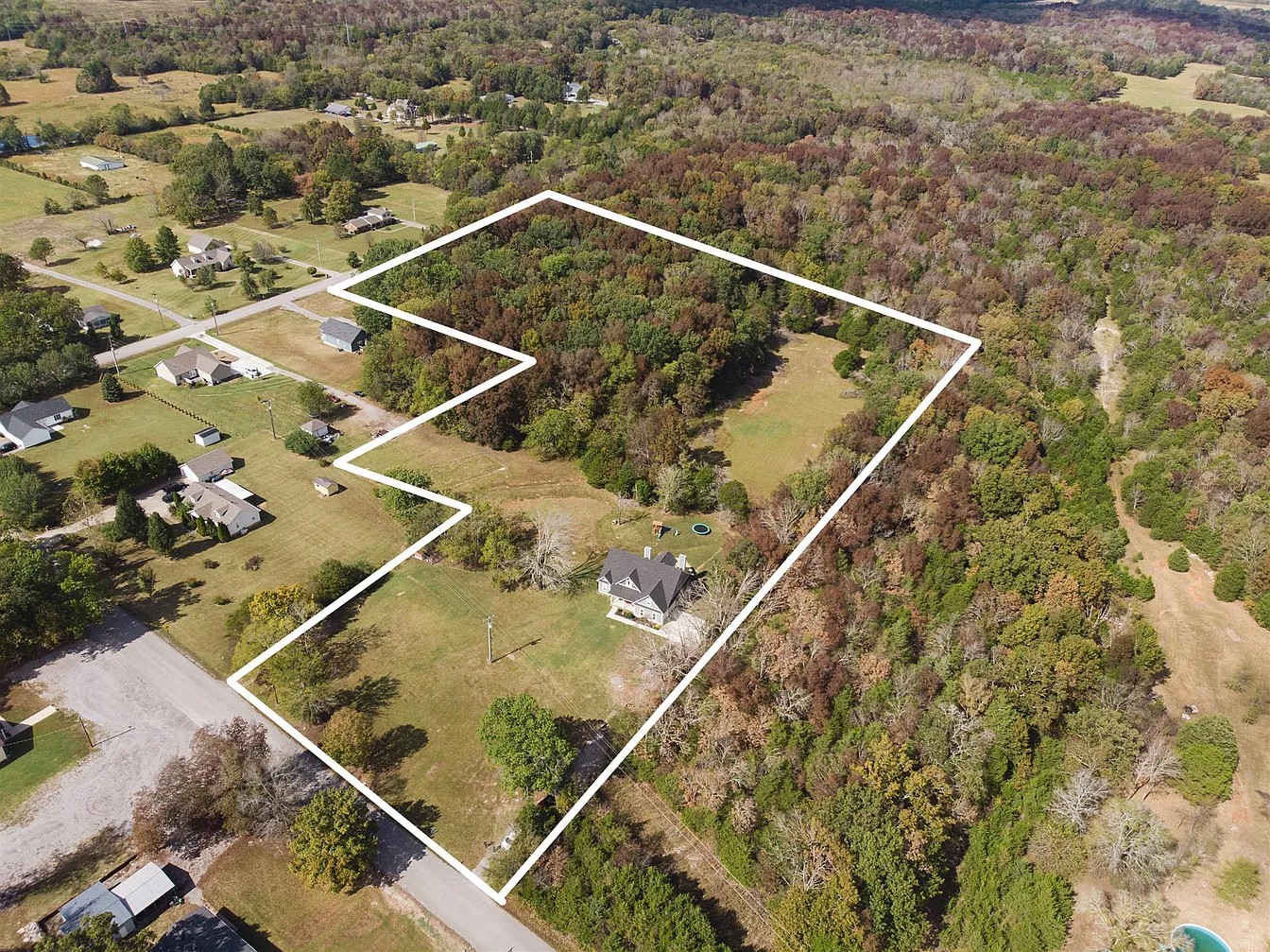 2015 Africa Road Lebanon, TN 37087 - Photo 23 of 40 Gallery Image 23