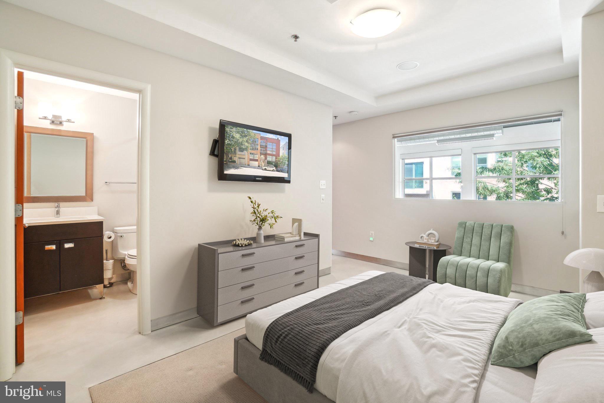 2351 Champlain Street Northwest, Unit P4 Washington, DC 20009 - Photo 11 of 17