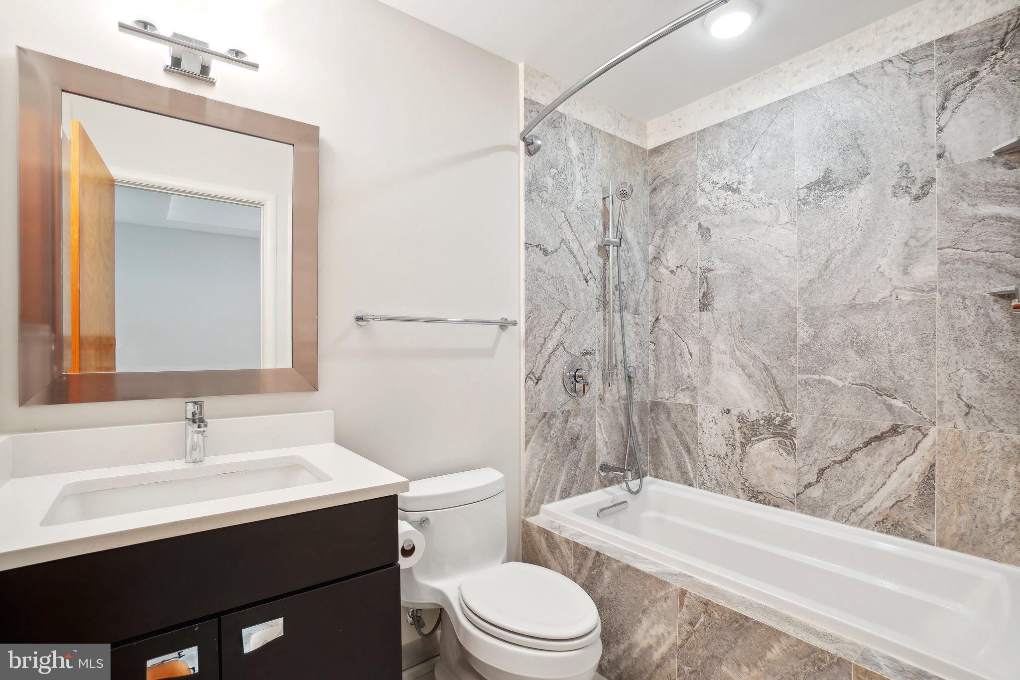 2351 Champlain Street Northwest, Unit P4 Washington, DC 20009 - Photo 12 of 17