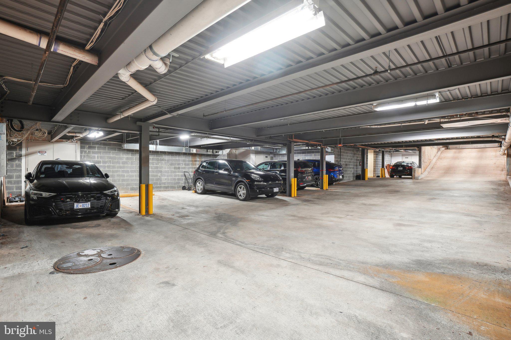 2351 Champlain Street Northwest, Unit P4 Washington, DC 20009 - Photo 16 of 17