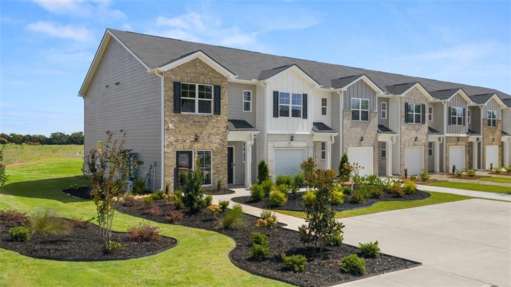 204 Kenmore Circle Perry, GA 31069 - Photo 3 of 47