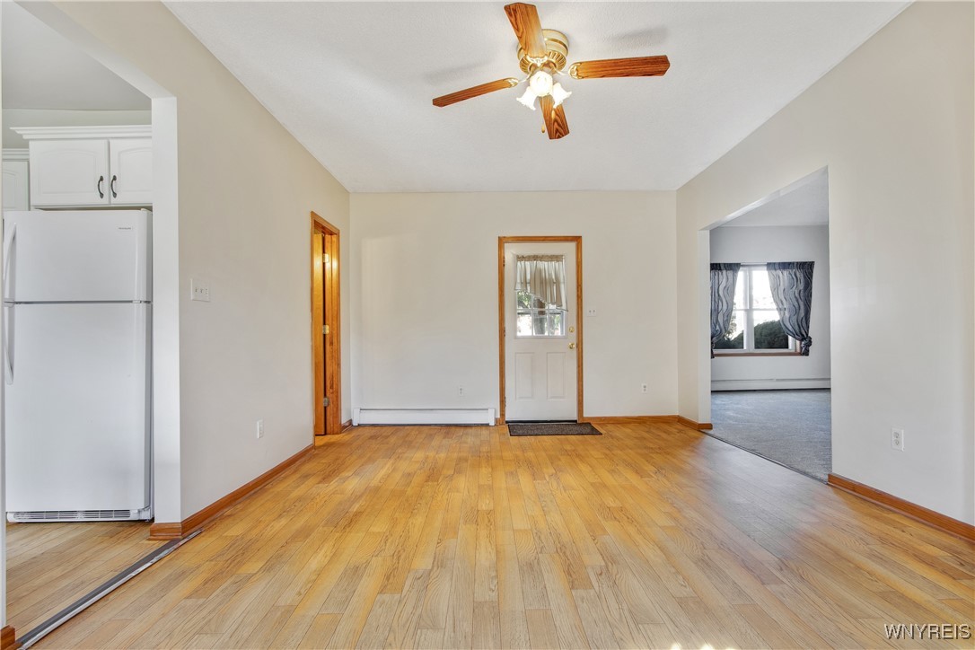 2454 Niagara Road Wheatfield, NY 14304 - Photo 10 of 43