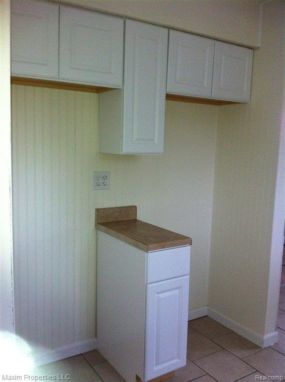 26617 Wick Road Taylor, MI 48180 - Photo 7 of 12 Kitchen3.JPG