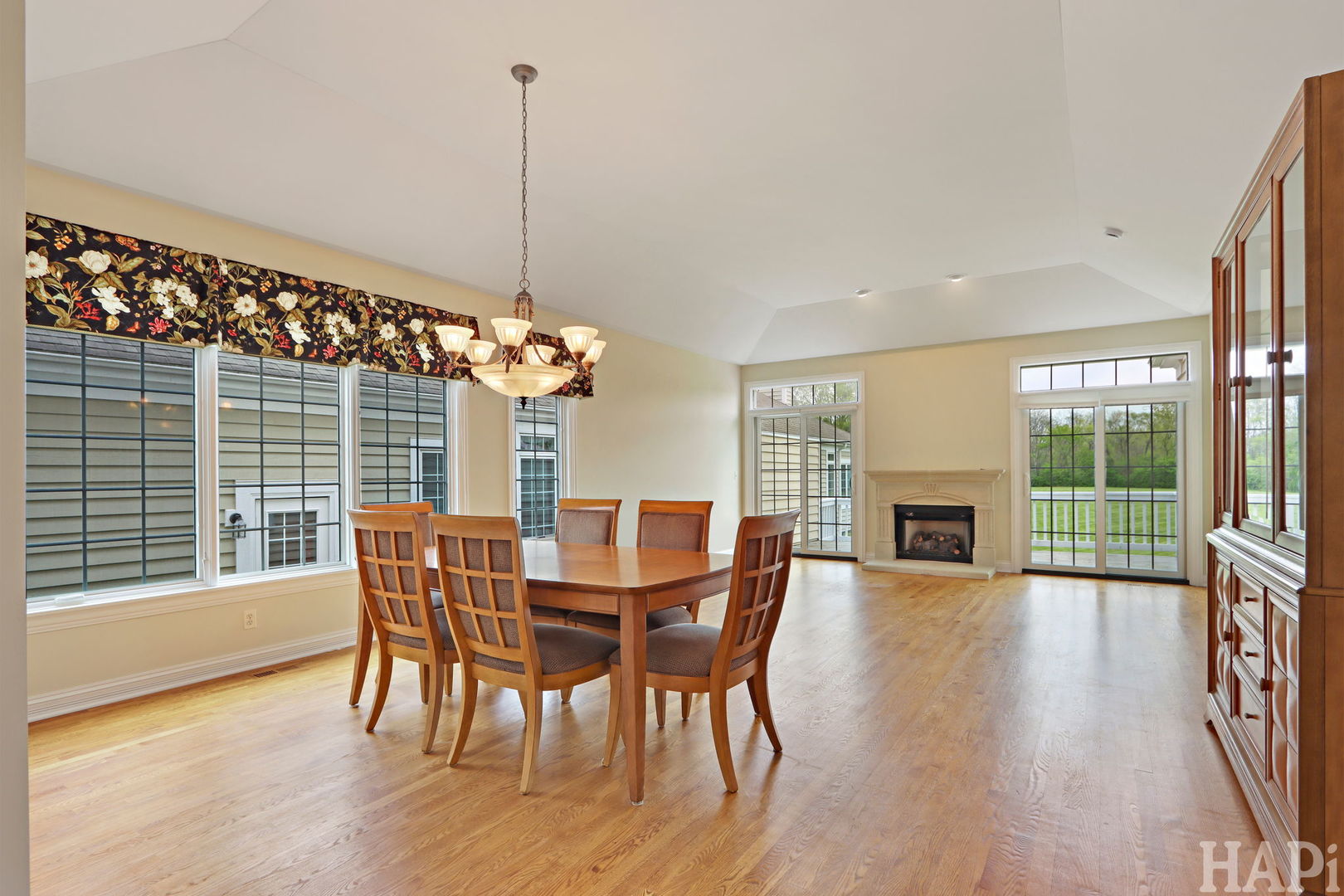 5614 Prairie Ridge Road, Unit 121 Crystal Lake, IL 60014 - Photo 7 of 32 Gallery Image 7