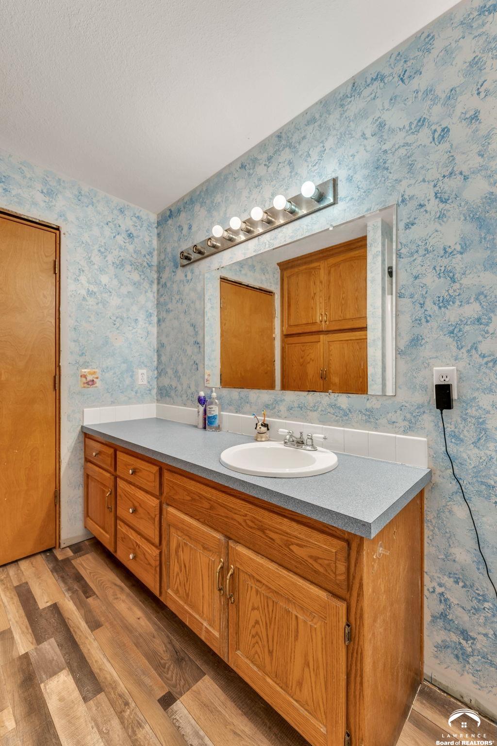 1058 East 932 Road Lawrence, KS 66047 - Photo 34 of 51 Gallery Image 34