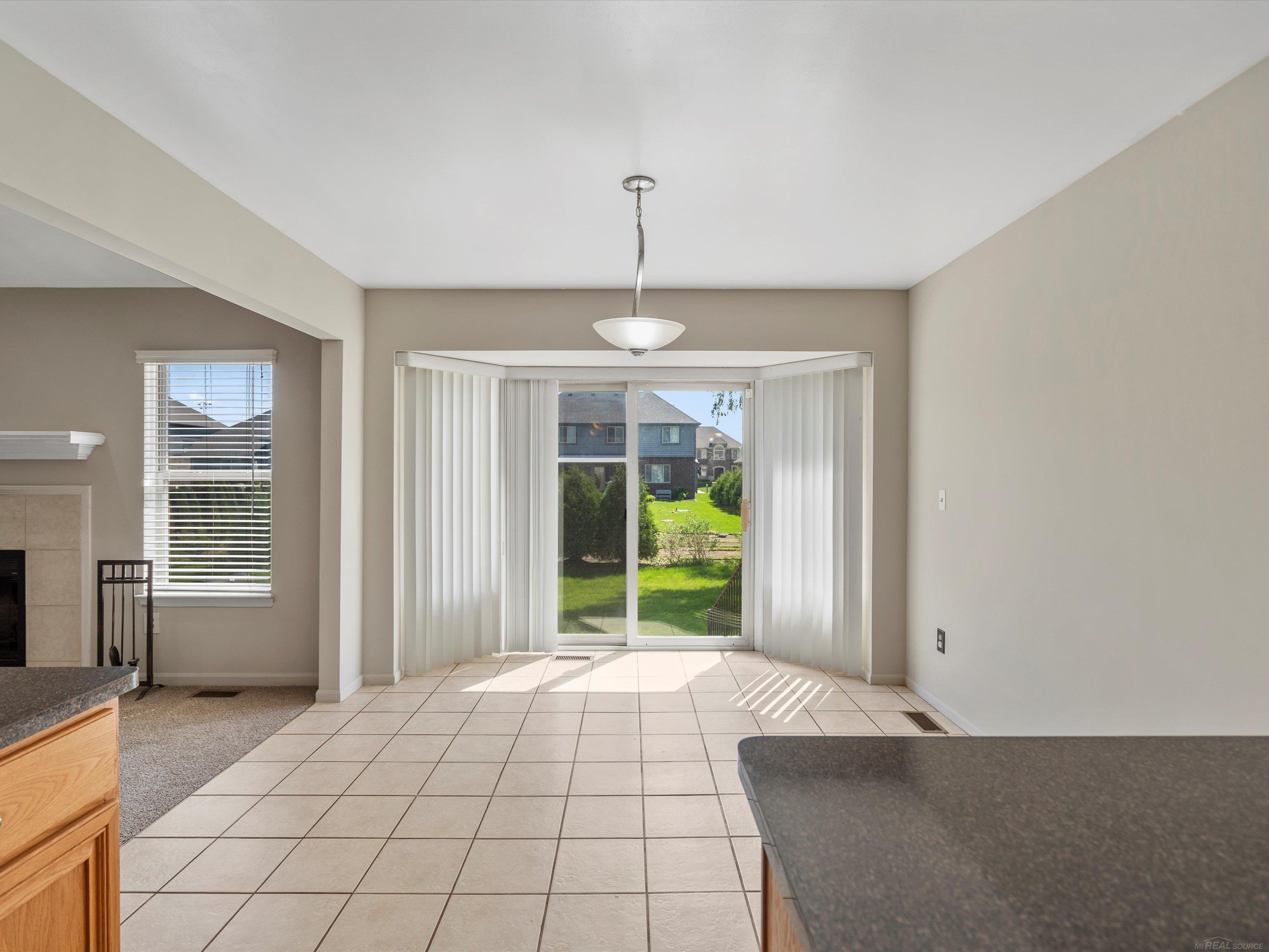 55374 Raspberry Drive Macomb, MI 48042 - Photo 16 of 31 50175026-9669bb57-63aa-4689-a3ce-b9f9ac12ab5d.JPG