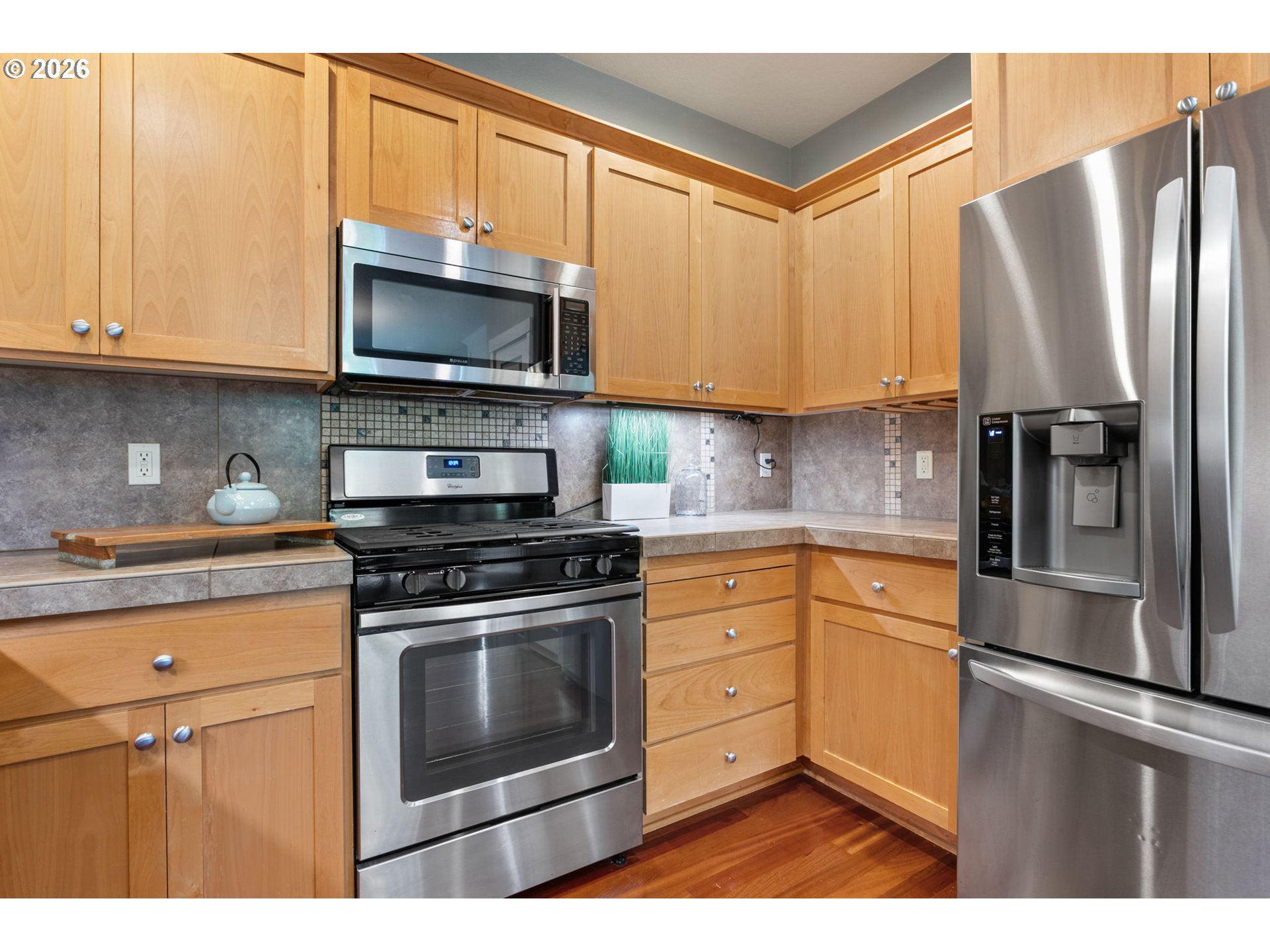 8988 Southwest Taylors Ferry Road Portland, OR 97223 - Photo 15 of 48 Kitchen