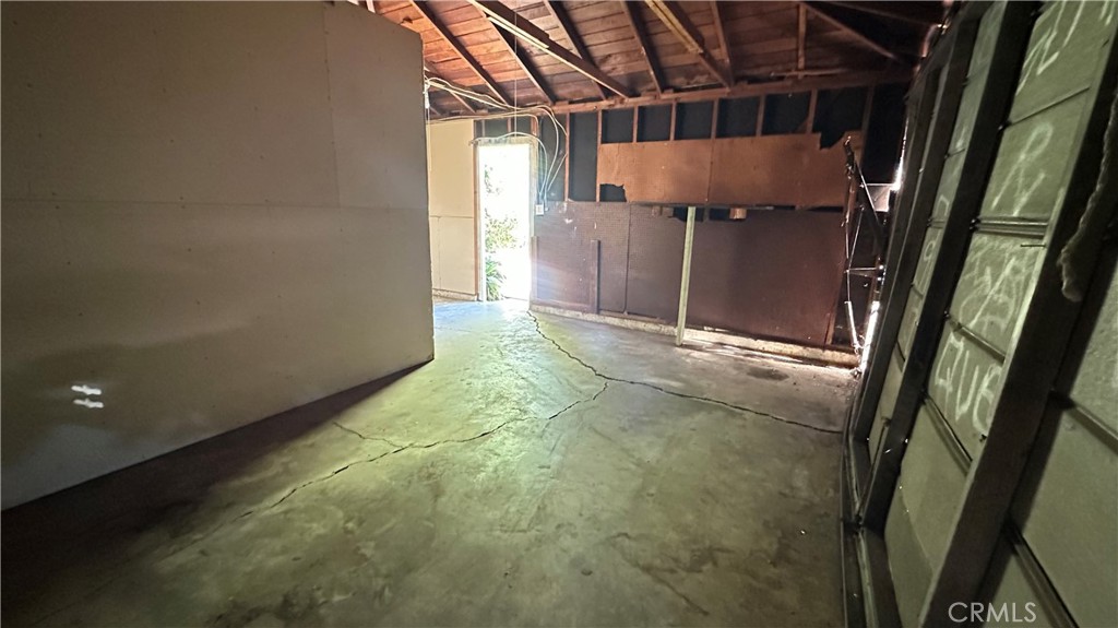 19400 Scroll Street Reseda, CA 91335 - Photo 21 of 22